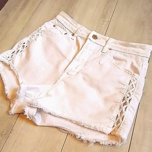 Side Criss Cross Shorts